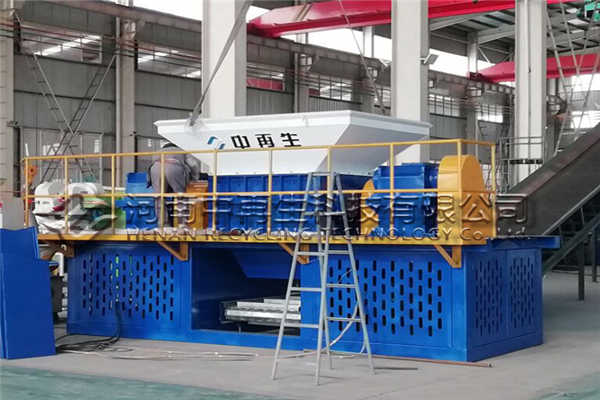 雙軸剪切式撕碎機——高效，低成本